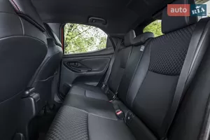 Комфорт у деталях - Новий Toyota Yaris 4 поколение хетчбек