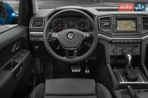 Современное место водителя Amarok - Volkswagen Amarok 1 поколение (FL) пикап