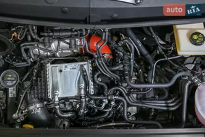 Компактность без компромиссов - Новый  Crafter 2 поколение фургон