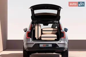 Просторный багажник нового поколения - Новый  EX90 1 поколение кроссовер