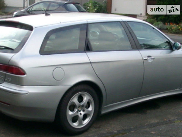 Alfa Romeo 156