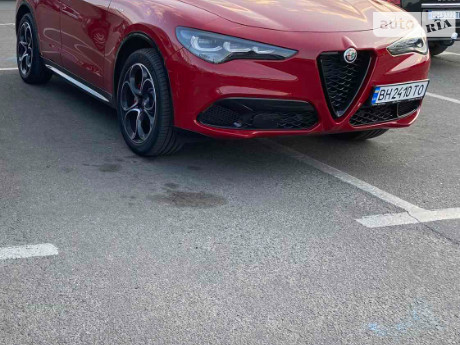 Alfa Romeo Stelvio 2023