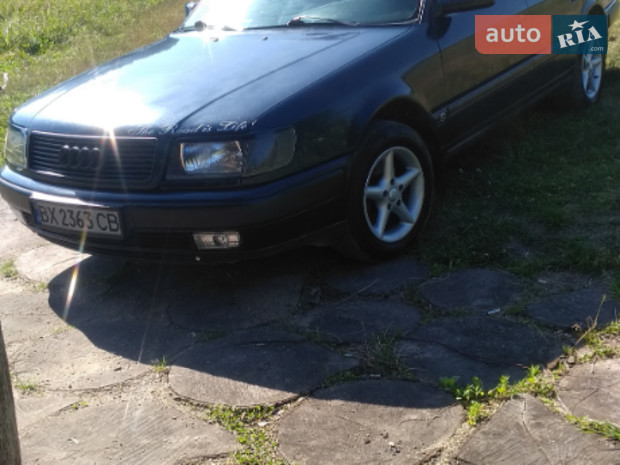 100 Audi 100