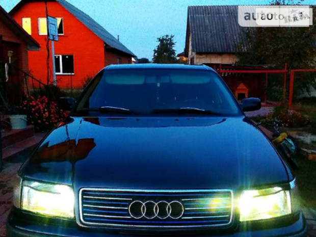 100 Audi 100