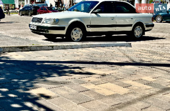 Audi 100  1991
