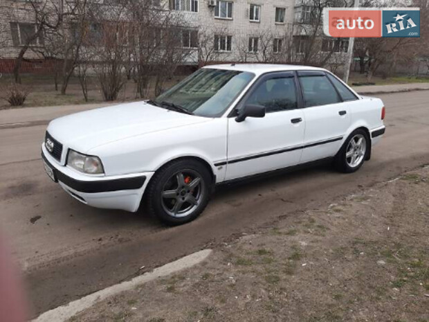 Audi 80