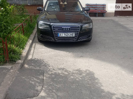 Audi A8 2011