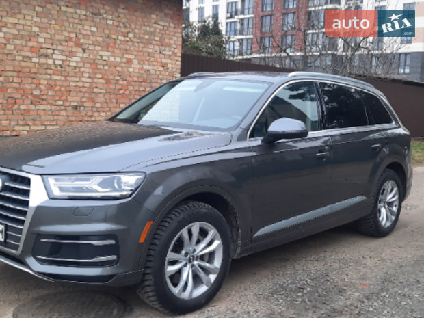 Audi Q7