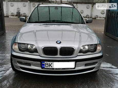 BMW 330 2000