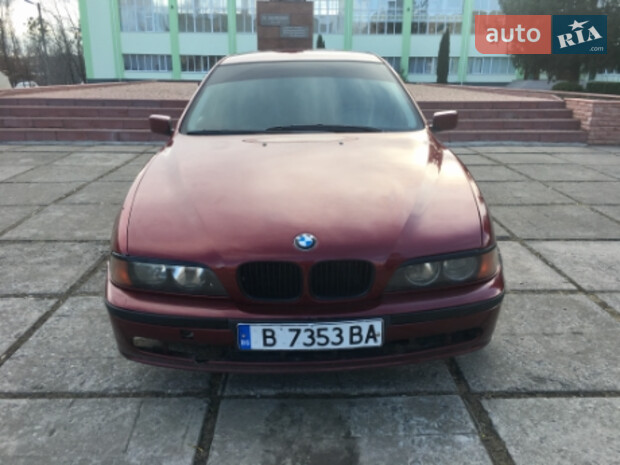 BMW 525