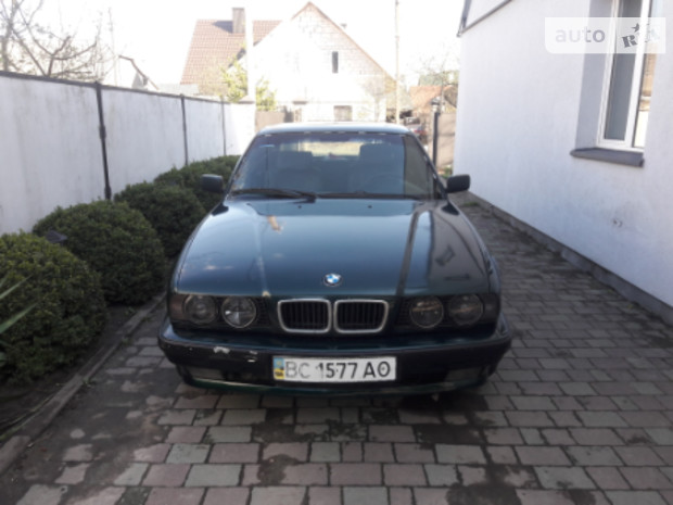 BMW 525