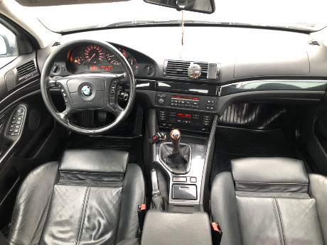 BMW 525 2001