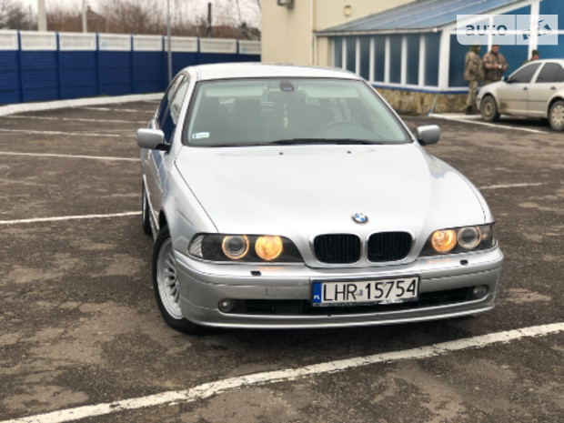 BMW 525