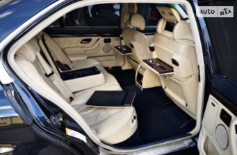 BMW 750 1999