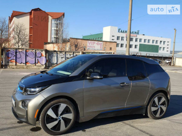 BMW I3