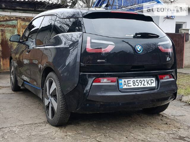 BMW I3
