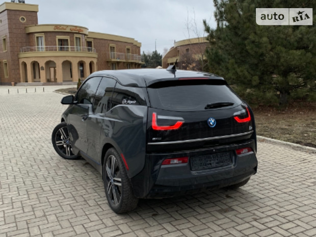 BMW I3