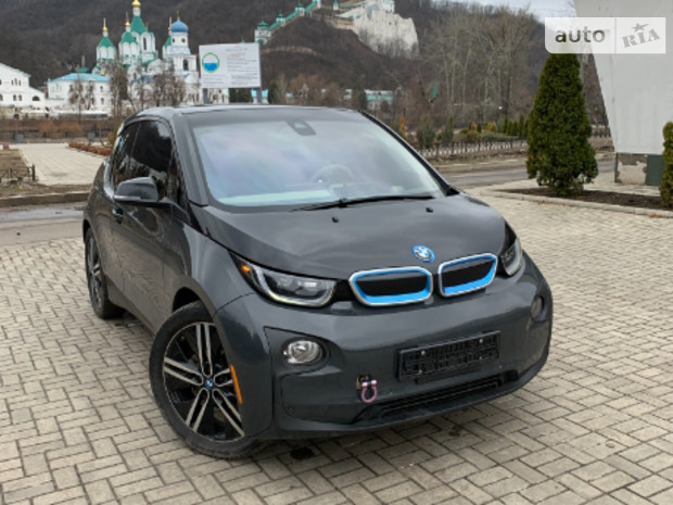 BMW I3