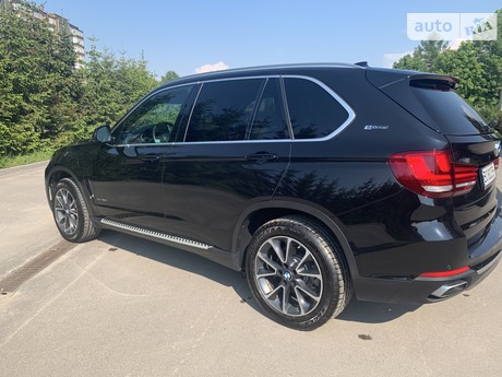 BMW X5 F15 40e AT (313 л.с.) xDrive iPerformance 2017