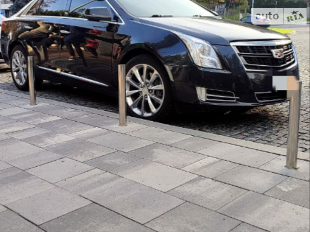 Cadillac XTS