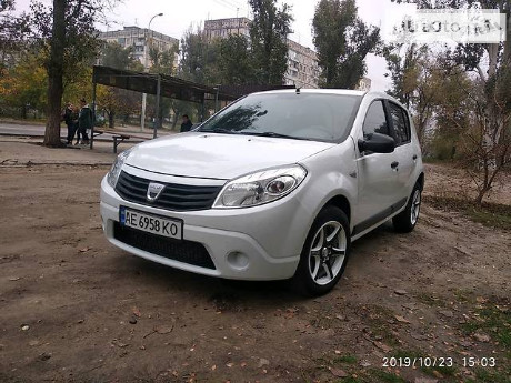 Dacia Sandero 2010