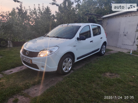 Dacia Sandero 2012