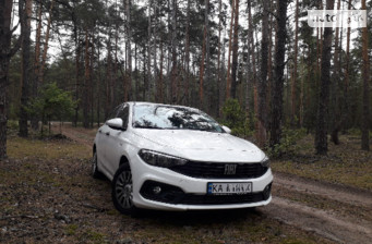 Fiat Tipo 2021