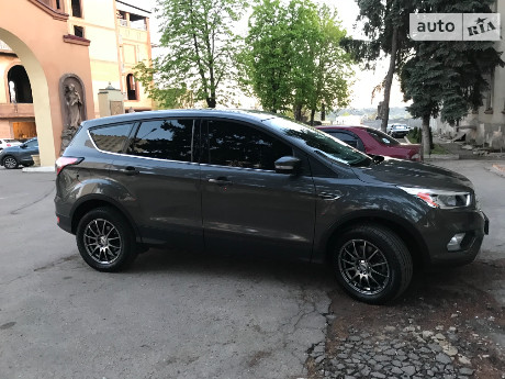 Ford Kuga 2017