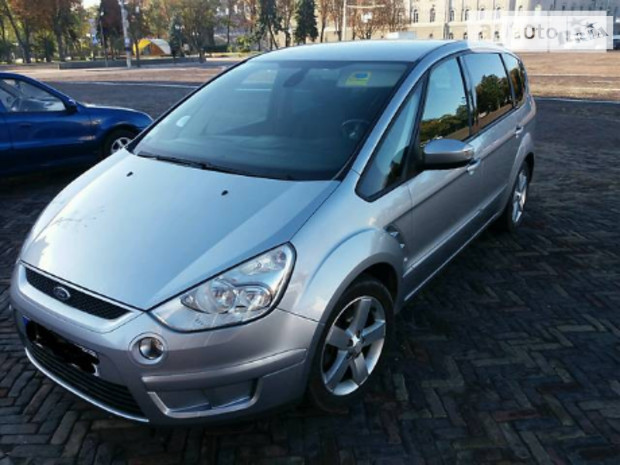 Ford S-Max