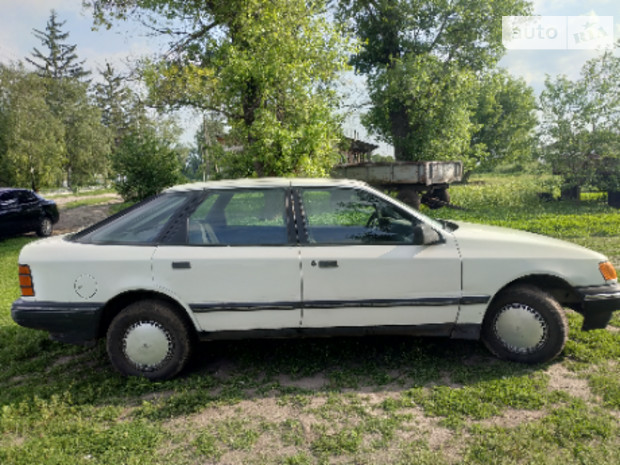 Ford Scorpio