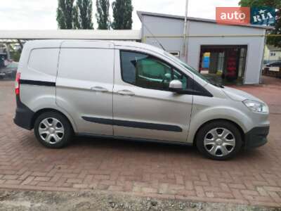 Ford Transit Courier