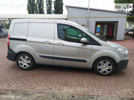 Ford Transit Courier 2016