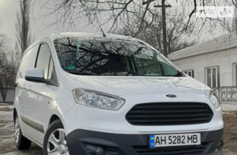 Ford Transit Courier  2015