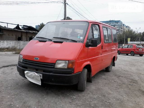 Ford Transit пасс. 1990