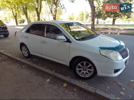 Geely MK 2013