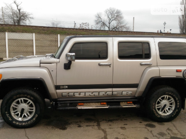 Hummer H3