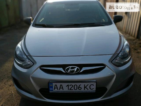 Hyundai Accent 2013