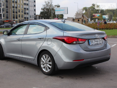 Hyundai Elantra 2015