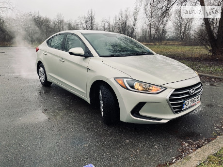 Hyundai Elantra 2017