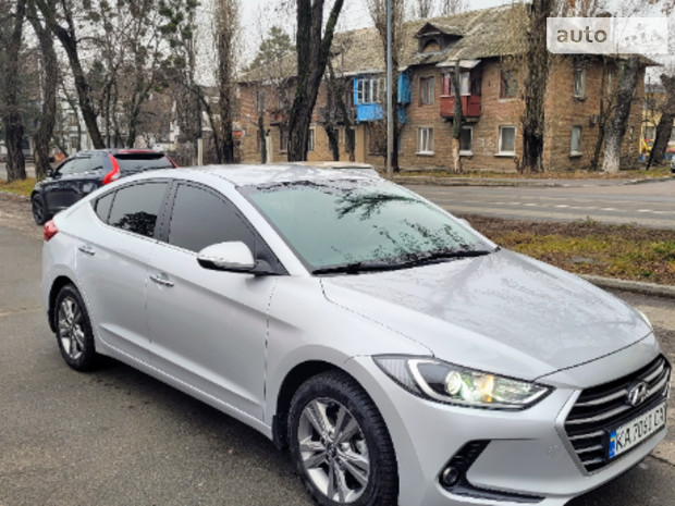 Elantra Hyundai Elantra