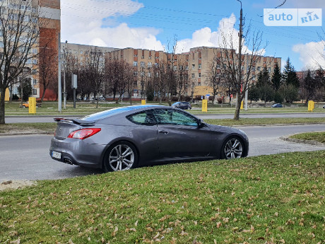 Hyundai Genesis Coupe 2011