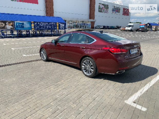 Hyundai Genesis