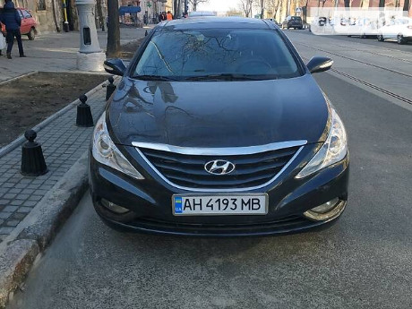 Hyundai Sonata 2012