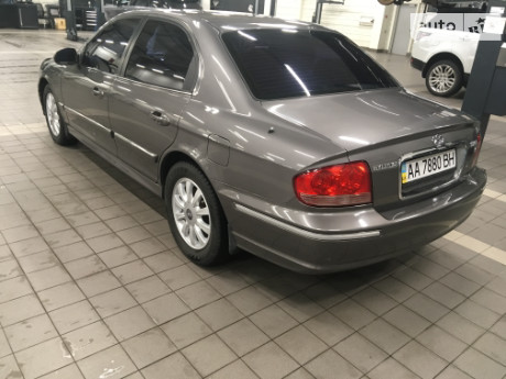 Hyundai Sonata 2004