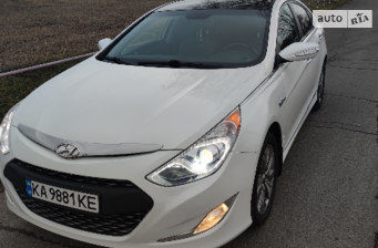 Hyundai Sonata  2013