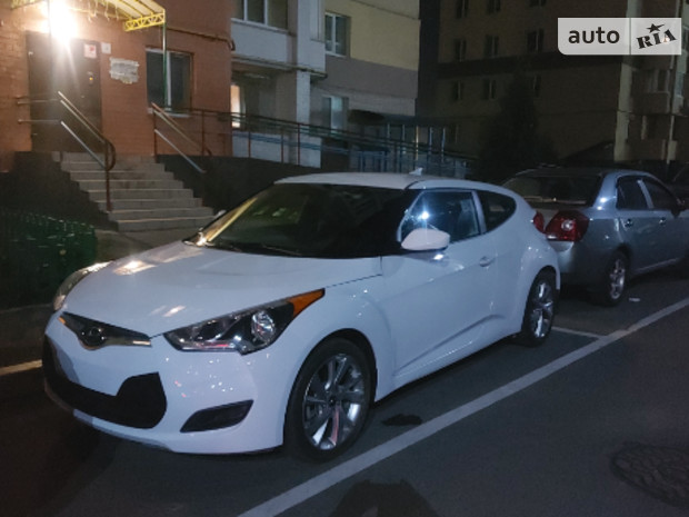 Hyundai Veloster