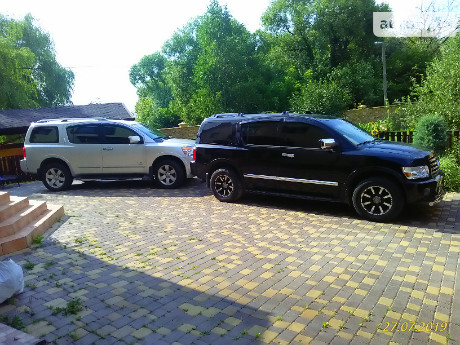 Infiniti QX56 2005