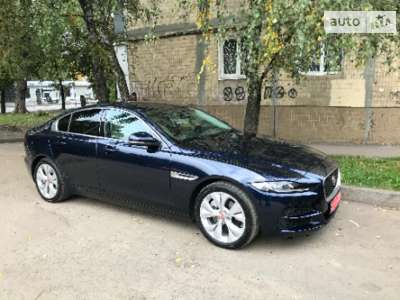 Jaguar XE