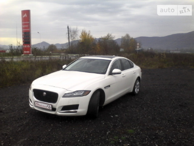 Jaguar XF