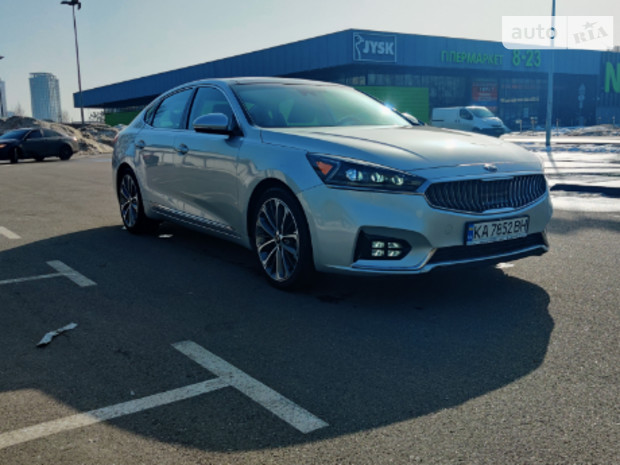 Kia Cadenza